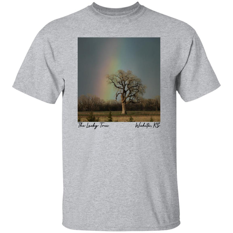 The Lucky Tree Under a Rainbow Men's T-Shirt