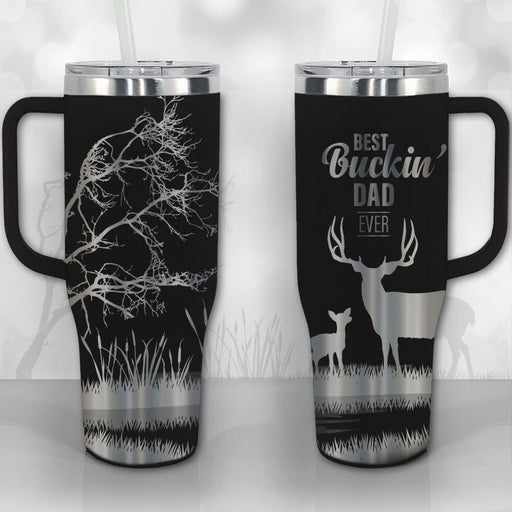 https://wichitagiftco.com/cdn/shop/products/Personalized-Name-40oz-tumbler-handle-deer-hunting-best-bucking-dad-papa-quencher-lid-insulated-travel-mug-black_512x512.jpg?v=1677386578