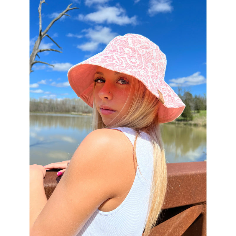 Reversible Lace C.C Bucket Hat