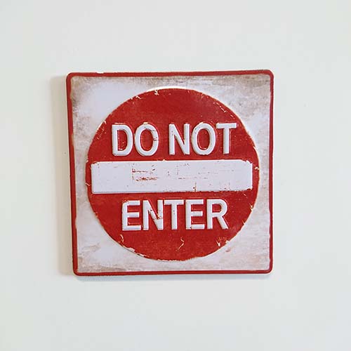 DO NOT ENTER EMBOSSED TIN MAGNET
